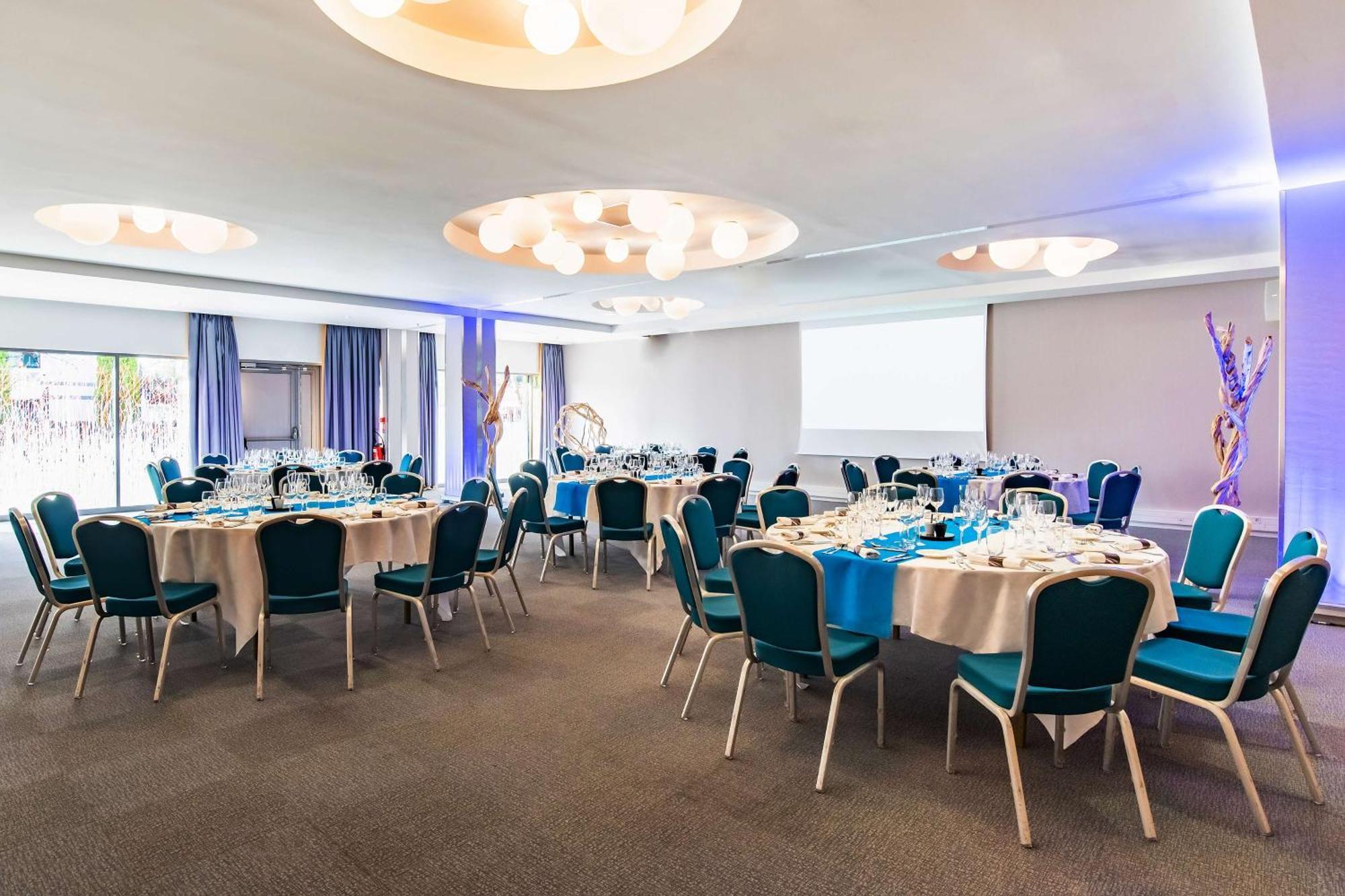 Radisson Blu Toulouse Airport 4*